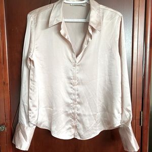 BRAND NEW Abercrombie long sleeve satin button up shirt